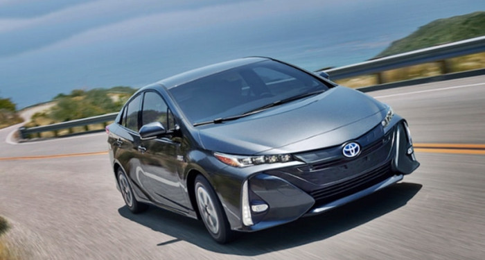 Toyota - японский бренд, популяризировавший гибриды
